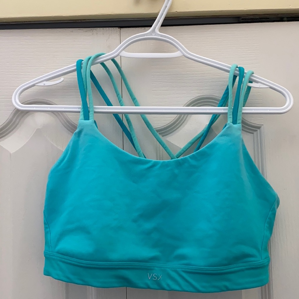 Victoria's secret sports bra